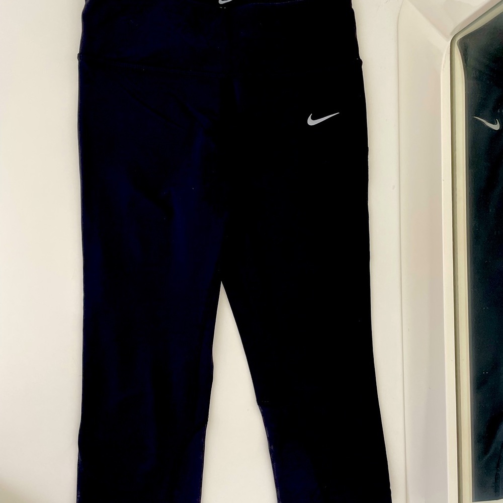 DRI FIT NIKE LEGGINGS Size XS